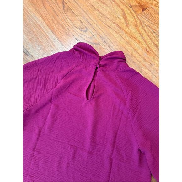 NWOT Evereve Devin Gathered Smocked Blouse Size M - Picture 9 of 11